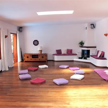 Country house Bodega Tinajo